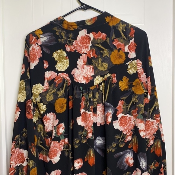 H&M - Black Floral Dress with Long Sleeves Size 2 - Picture 8 of 8